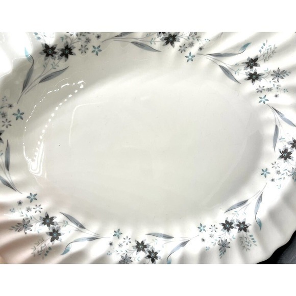 Royal Doulton china Millefleur pattern Large Oval Serving Platter - 16" - Picture 2 of 5